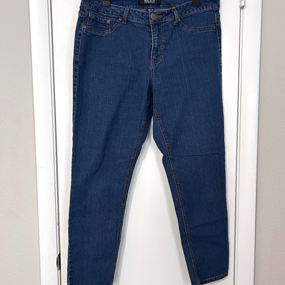 Blue Skinny Jeans with Sleek Fit - Picture 2 of 4